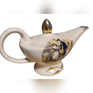 vintage ceramic pomander genie lamp, produced by Sallie Robinson.